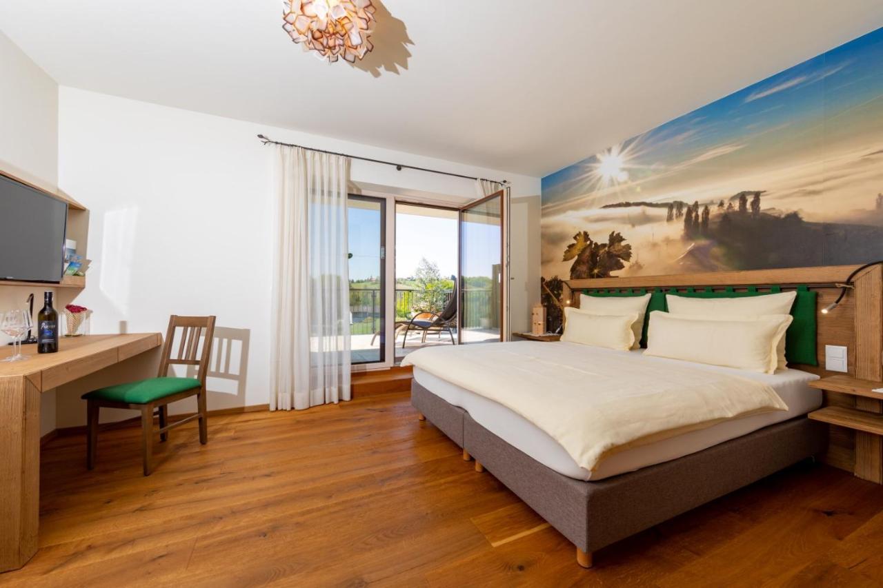 Bed and Breakfast Weingut Perner Ehrenhausen Exterior foto
